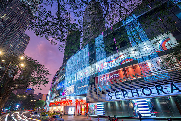 AK-shopping-mall