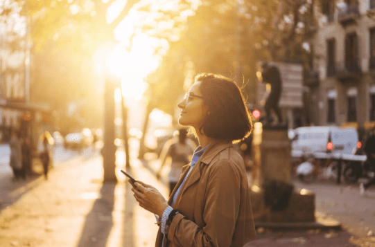 30代女性におすすめの日傘！遮光率が高くて、持ち運びも便利なアイテムとは？
