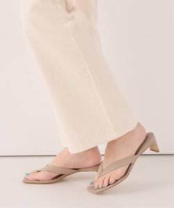 【BRENTA】（ブレンダ）セットバック ハーフヒールトング