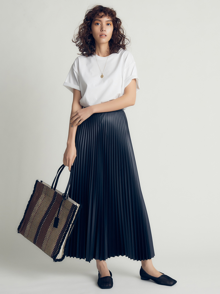 Mila Owen ハイラインTシャツ
