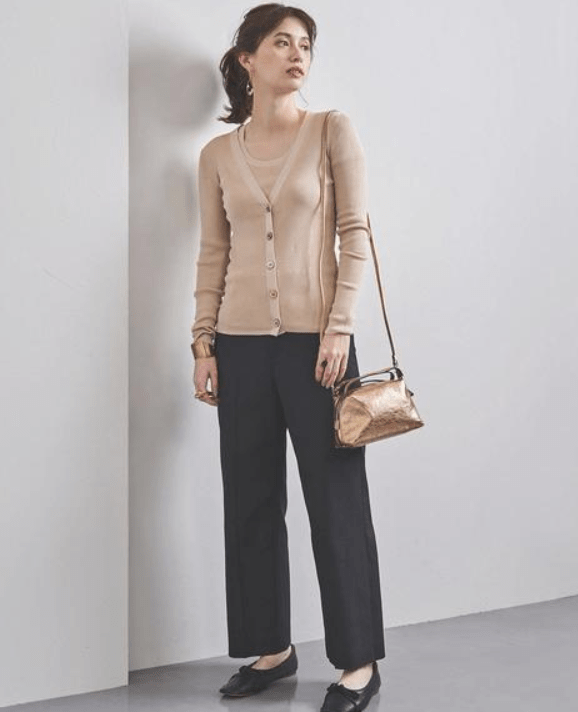 UNITED ARROWS　UBCB シルクリブ Vネックカーディガン