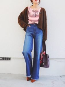 デニムワイドパンツコーデ