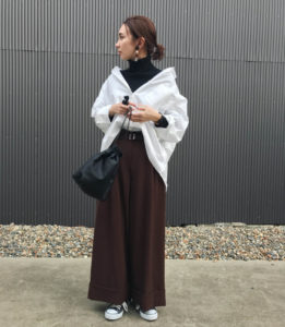 ブラウンワイドパンツ