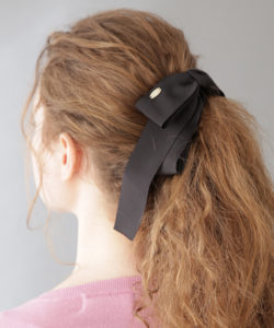 ジルスチュアートリボンベーシックバナナヘアクリップ