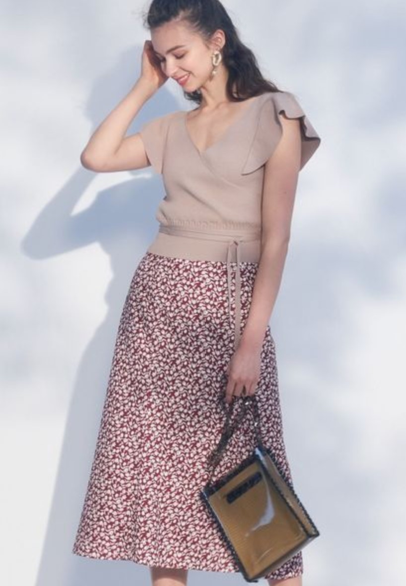 ・ガーリーなカシュクール×スカート
