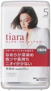 １：資生堂『ティアラ クリームヘアカラー　自然な栗色』