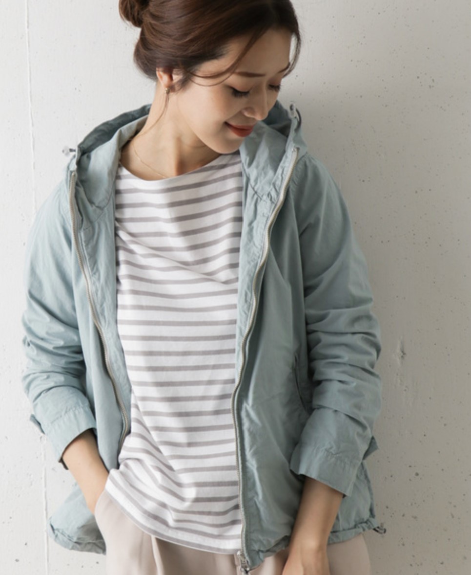 URBAN RESEARCH DOORSカラージップパーカー