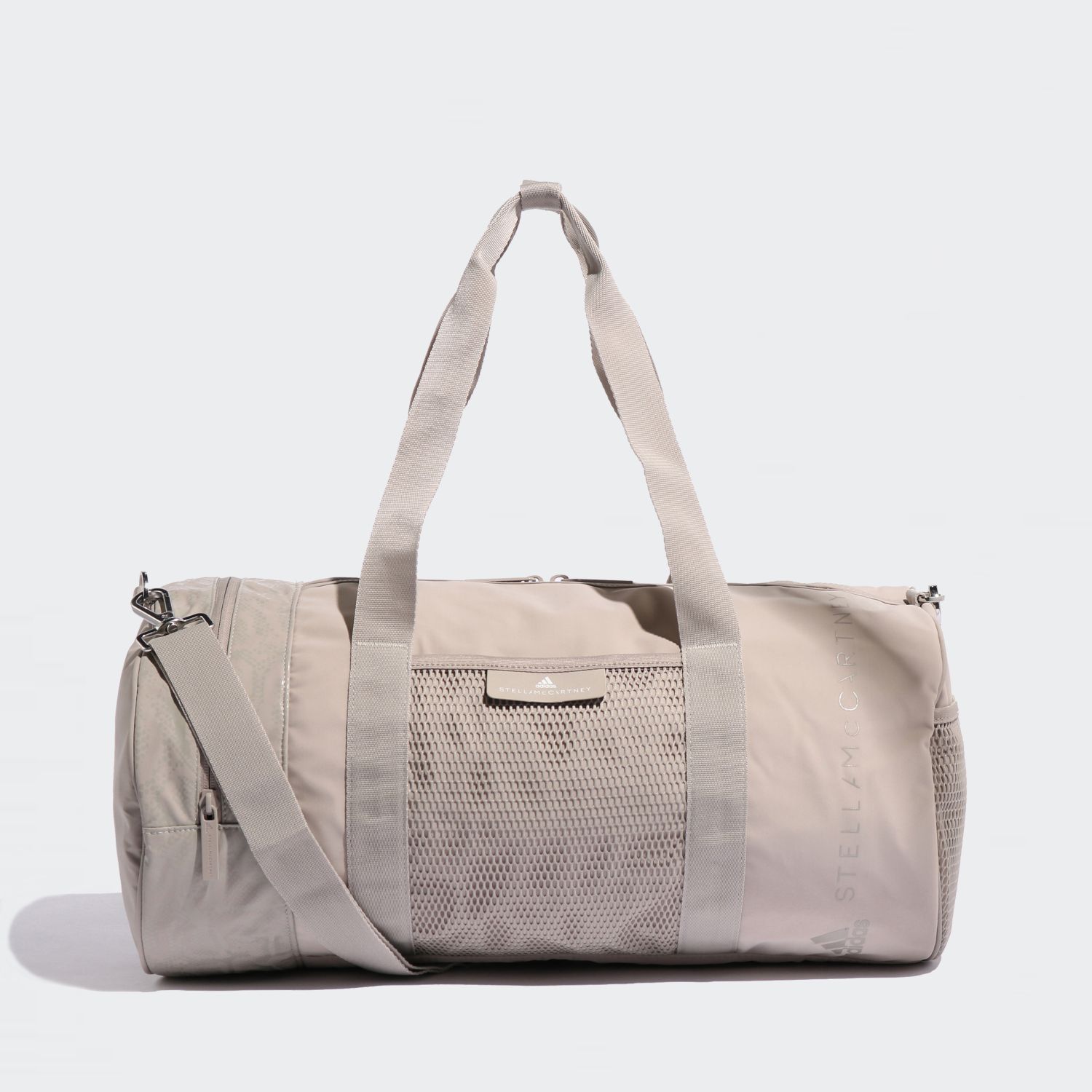 【adidas（アディダス）】adidas by Stella McCartney　ラウンド ダッフルバッグ