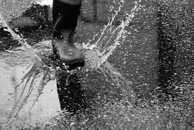 30代女性におすすめのレインシューズ15選 おしゃれな雨の日コーディネートも紹介します