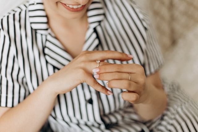 30代女性が結婚指輪を選ぶときのポイント