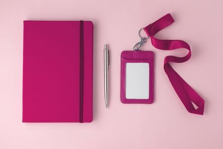 30代女性におすすめのIDカードホルダー15選!おしゃれでビジネスにも使えるアイテムとは?