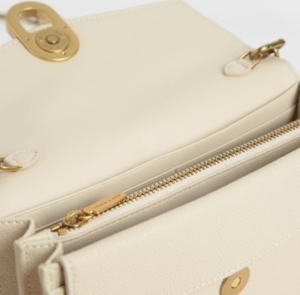 CHARLES & KEITH クロックエフェクト ストーンエンベリッシュドエンベロープウォレット