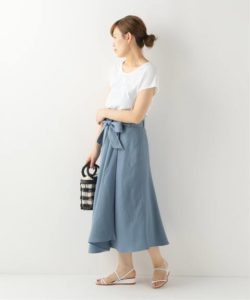 ラップスカート×Tシャツ