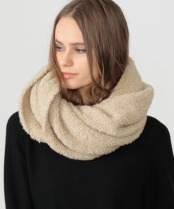 MACKINTOSH LONDON クリンプニットスヌード ベージュ