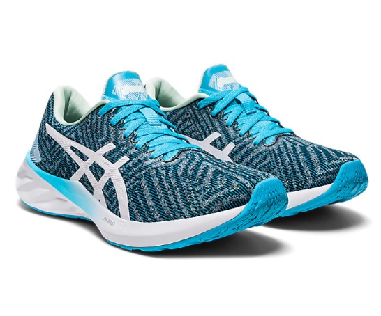 ASICS/ROADBLAST