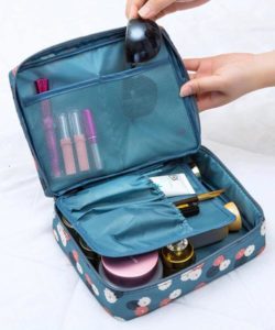 【Gilly Doll】トラベルポーチ、化粧ポーチ