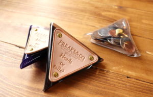 【Freaks&Co.】PVC×レザー ピルケース