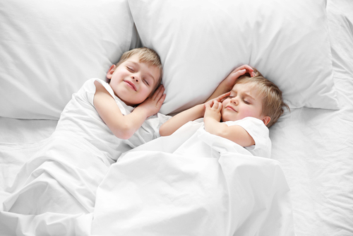 Cute,Boys,Sleeping,In,Bed,Under,Blanket,,Closeup
