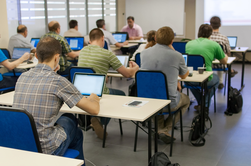 Lecture,In,A,Computer,Class
