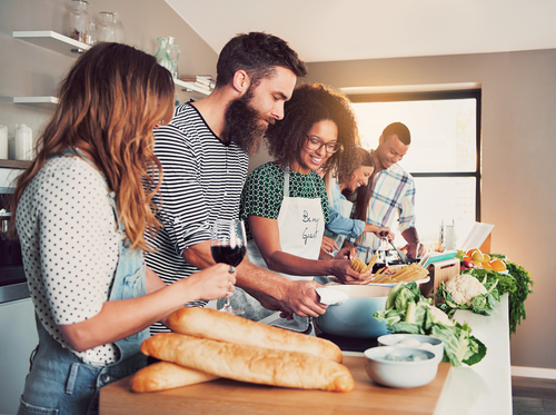 Large,Group,Of,Six,Friends,Preparing,Food,For,A,Cooking