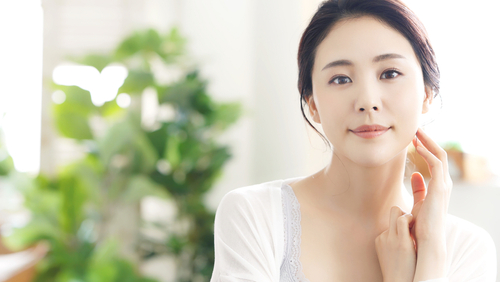 Beauty,Concept,Of,An,Asian,Woman.,Beauty,Salon.,Skin,Care.