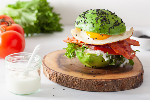 Keto,Paleo,Diet,Avocado,Breakfast,Burger,With,Bacon,,Egg,,Tomato