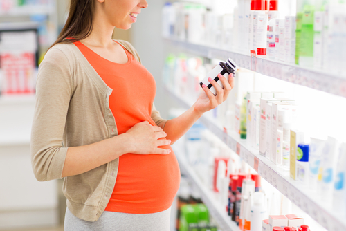 Pregnancy,,Medicine,,Pharmaceutics,,Health,Care,And,People,Concept,-,Close